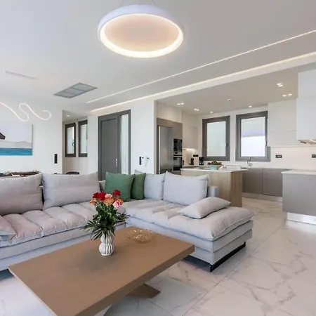 Вилла Rocca Al Mare Seaside Palaiokastro (Crete)