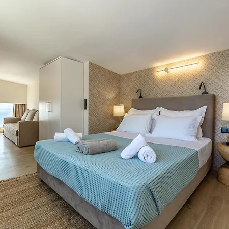 Rocca Al Mare Seaside Вилла